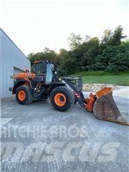 Doosan DL 320-7 Læssemaskiner på hjul