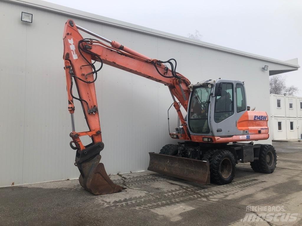 Fiat-Kobelco E 145 W Gravemaskiner på hjul