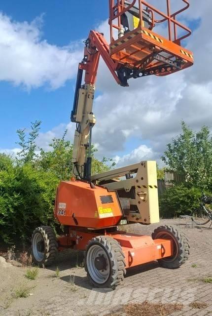 JLG 340 AJ Bomlifte med knækarm