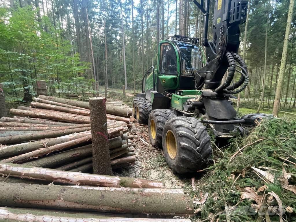 John Deere 1270 G Skovningsmaskiner
