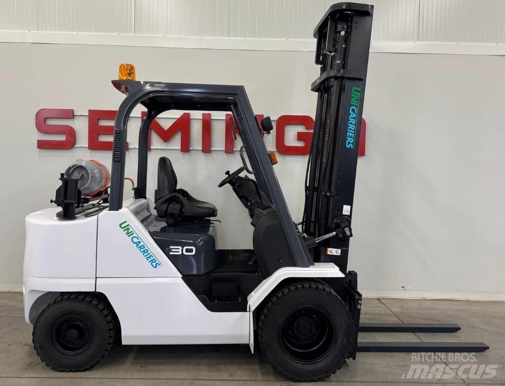 TCM 10694 - FHGE30T5 LPG gaffeltrucks