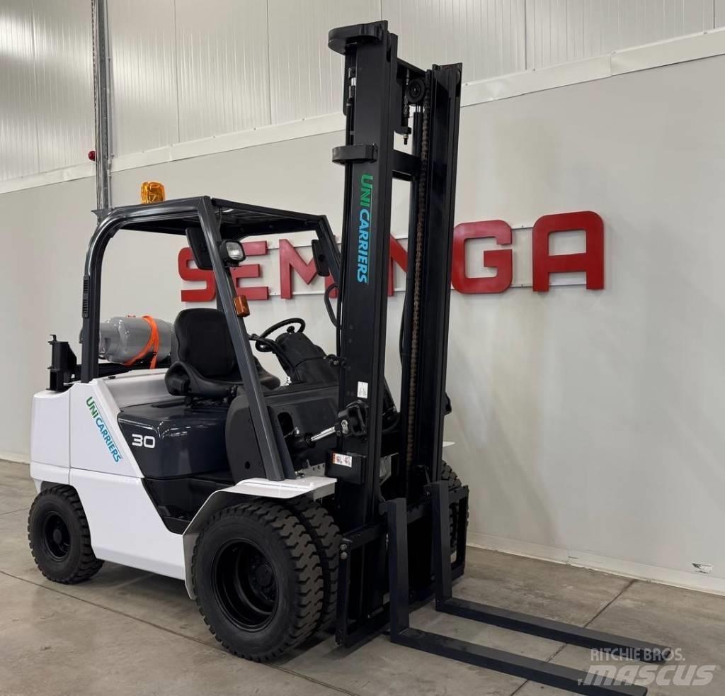 TCM 10694 - FHGE30T5 LPG gaffeltrucks