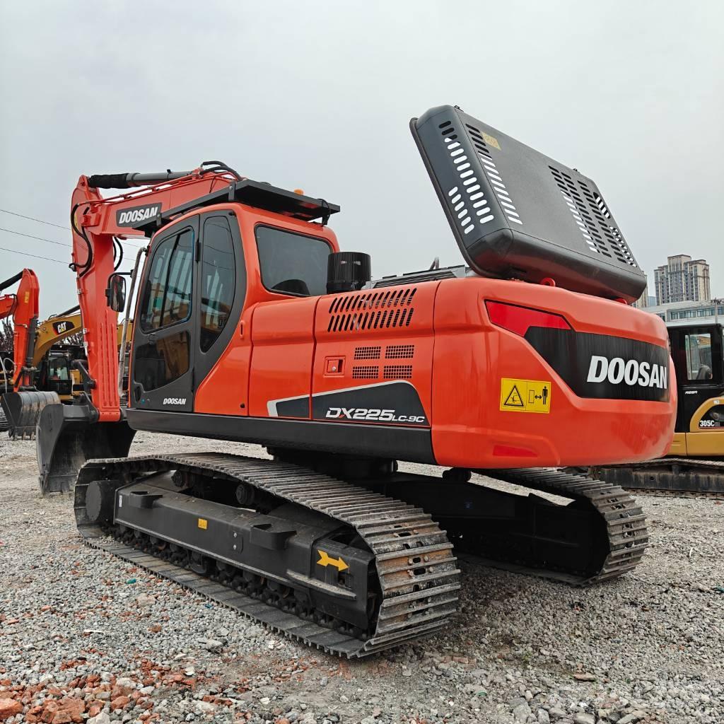 Doosan DX 225 LCA Gravemaskiner på larvebånd
