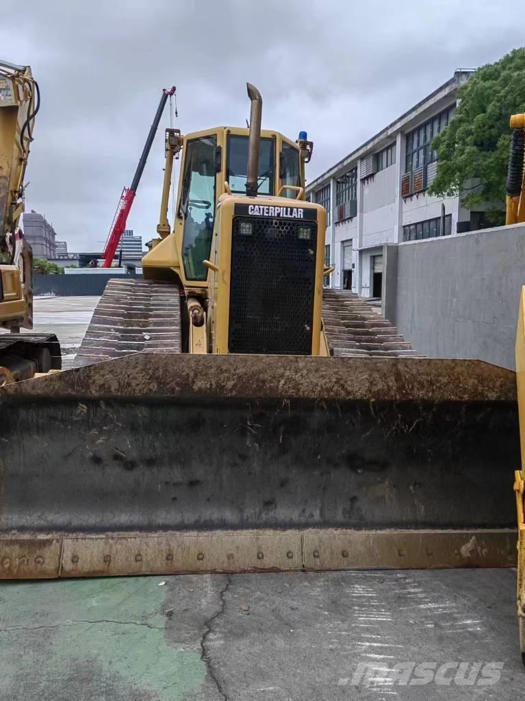 CAT D5N Bulldozer på larvebånd