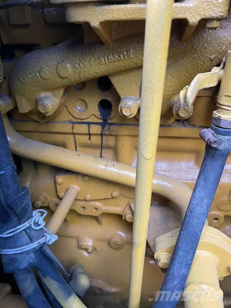 CAT D5N Bulldozer på larvebånd