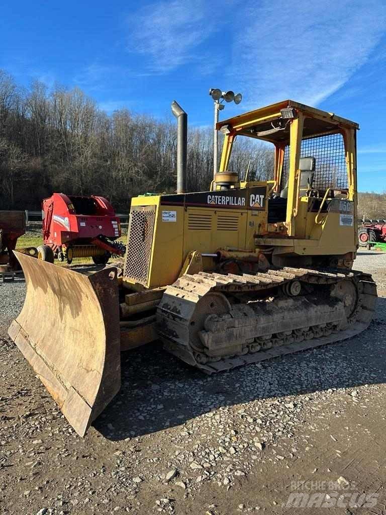 CAT D5C Bulldozer på larvebånd