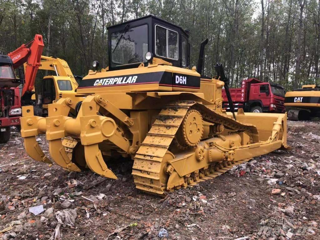 CAT D 6 H Bulldozer på larvebånd