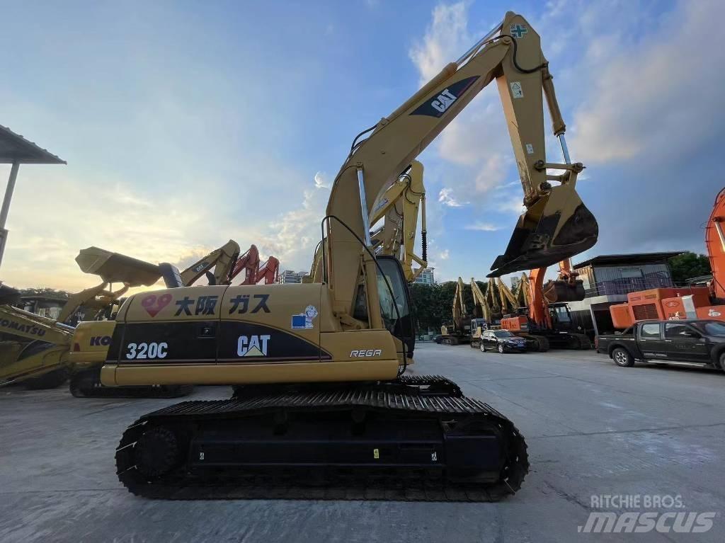 CAT 320C Midi-gravemaskiner 7t - 12t