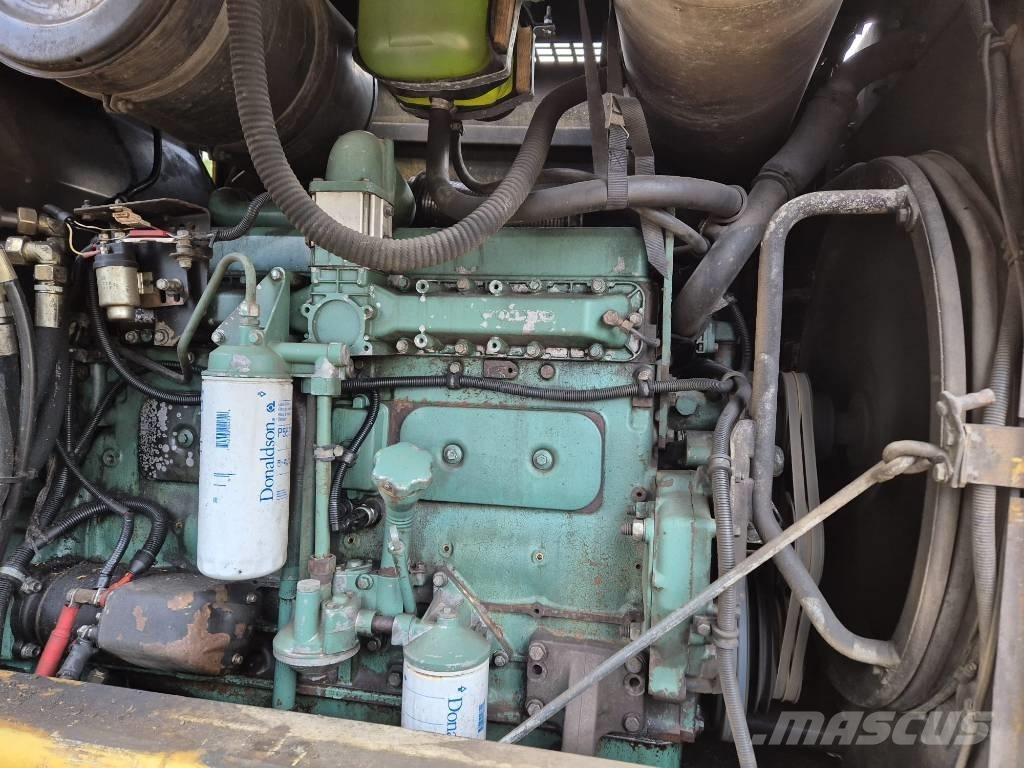 Volvo L 120 B Læssemaskiner på hjul