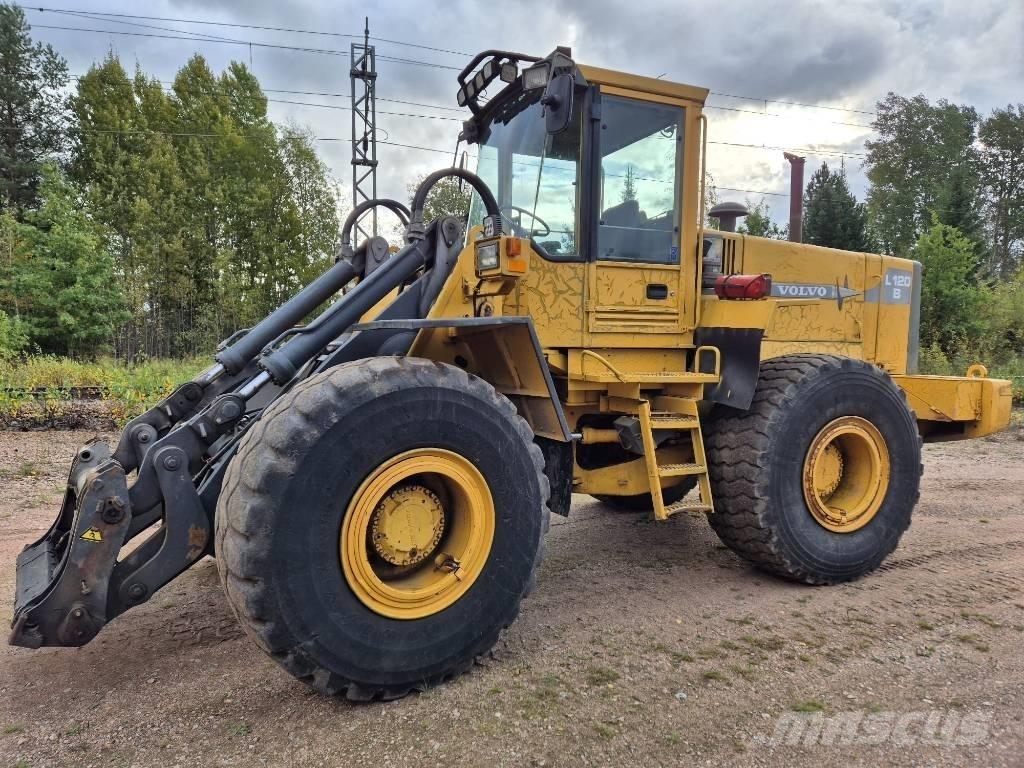 Volvo L 120 B Læssemaskiner på hjul