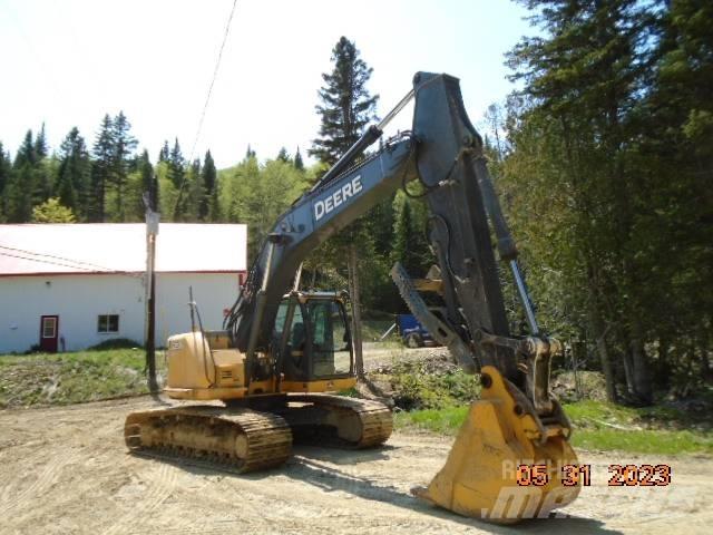 John Deere 225 DLC Gravemaskiner på larvebånd