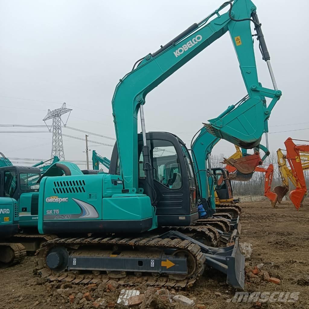 Kobelco SK75-8 Midi-gravemaskiner 7t - 12t