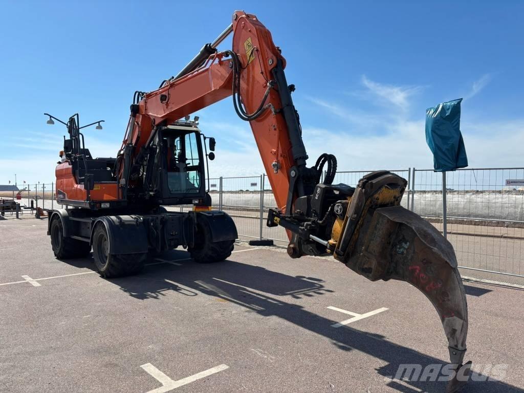 Doosan DX 160 W Gravemaskiner på hjul