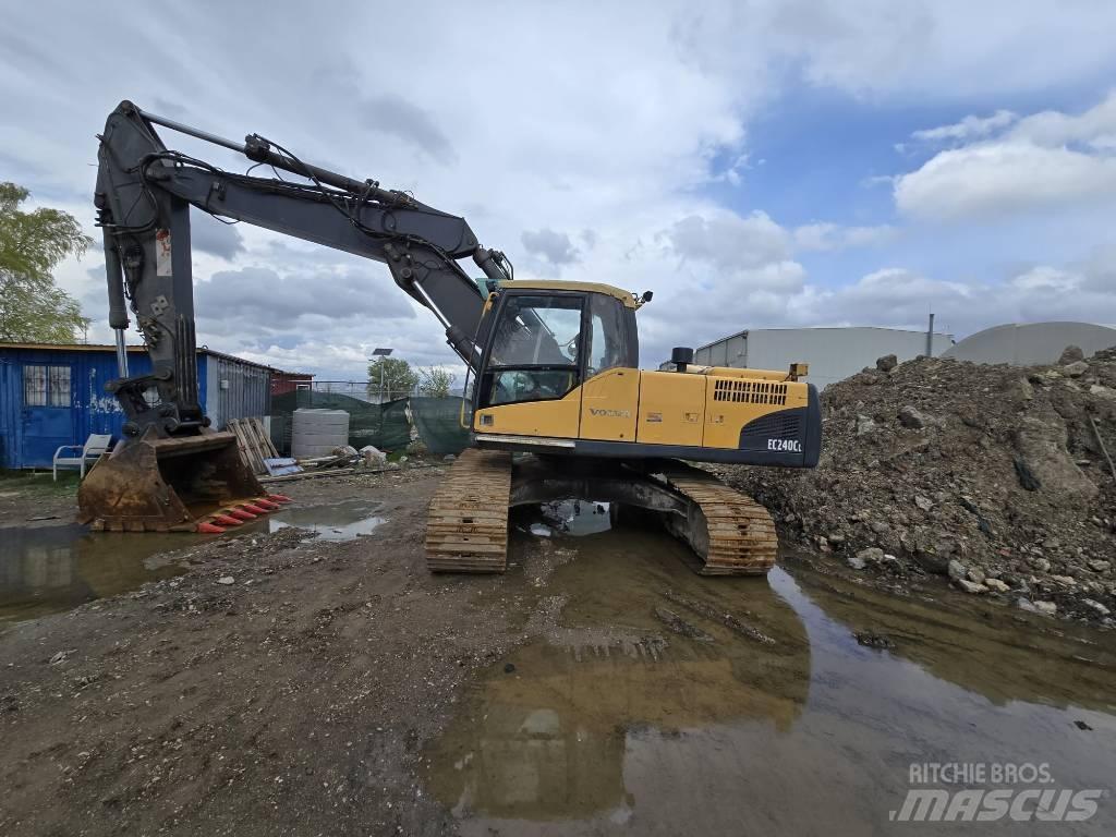 Volvo EC 240 C Gravemaskiner på larvebånd