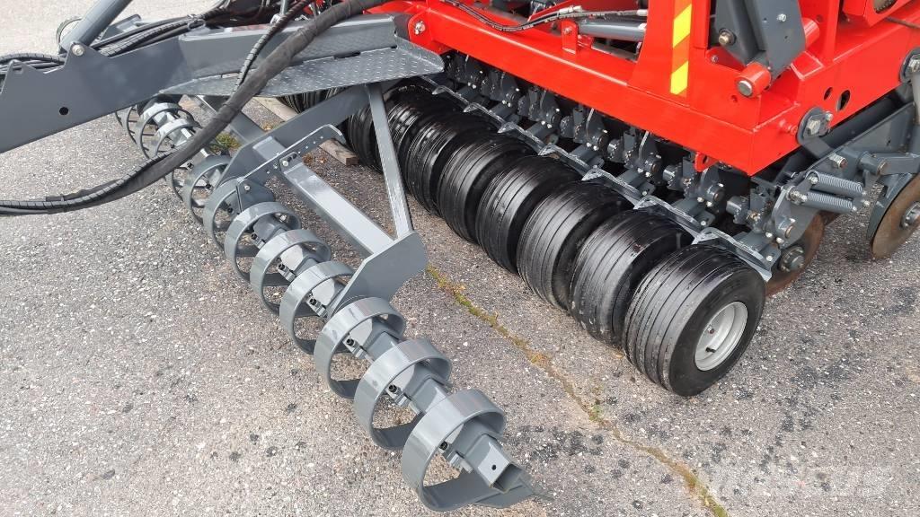 Tume Nova Combi 4000 Kombi-såmaskiner