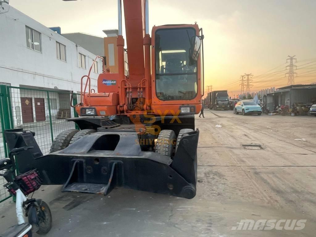 Doosan DH210W-7 Gravemaskiner på hjul