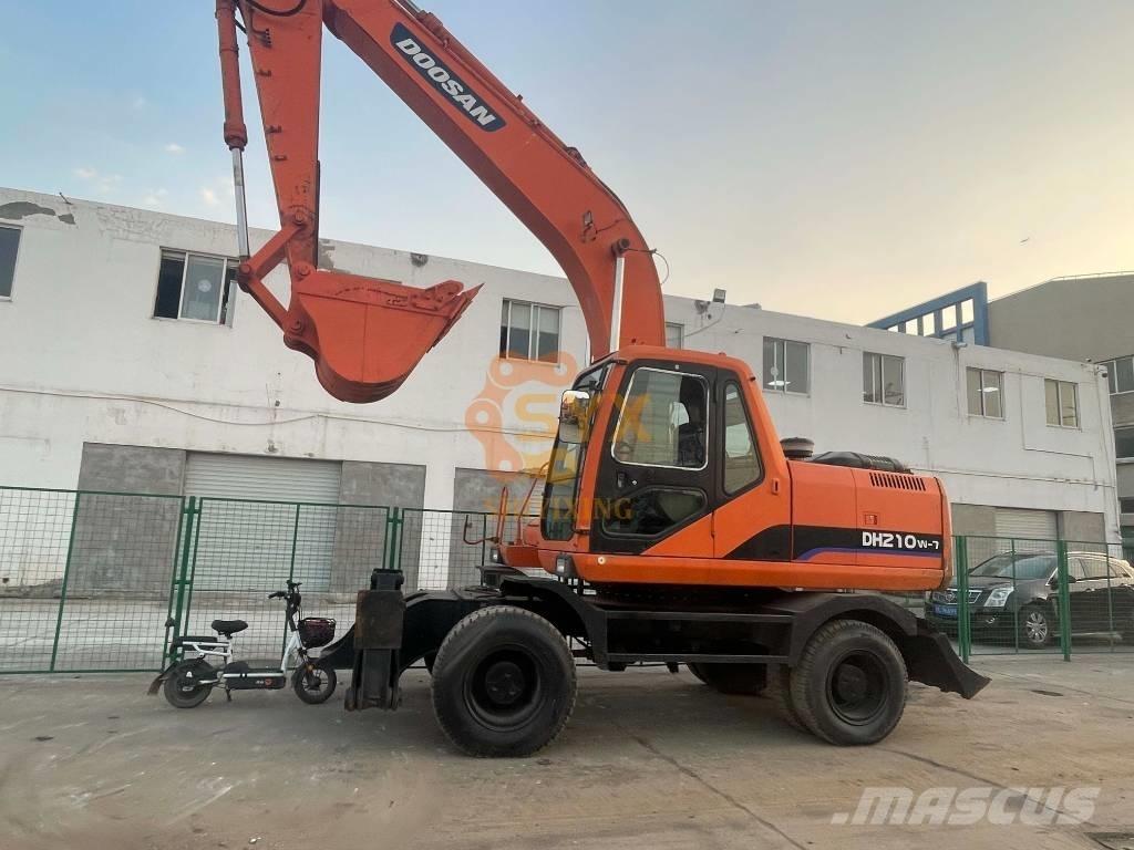 Doosan DH210W-7 Gravemaskiner på hjul