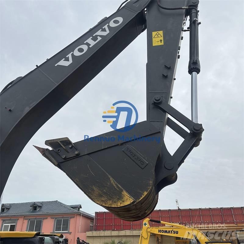 Volvo EC 240 Gravemaskiner på larvebånd