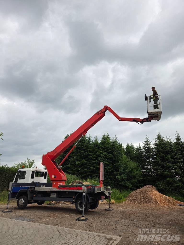 MAN LE 8.140 Lastbilmonterede lifte