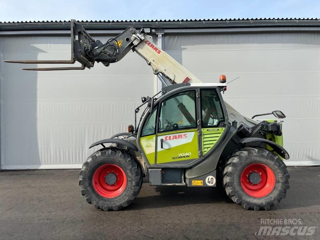 CLAAS SCORPION 7040 Teleskoplæssere til landbrug