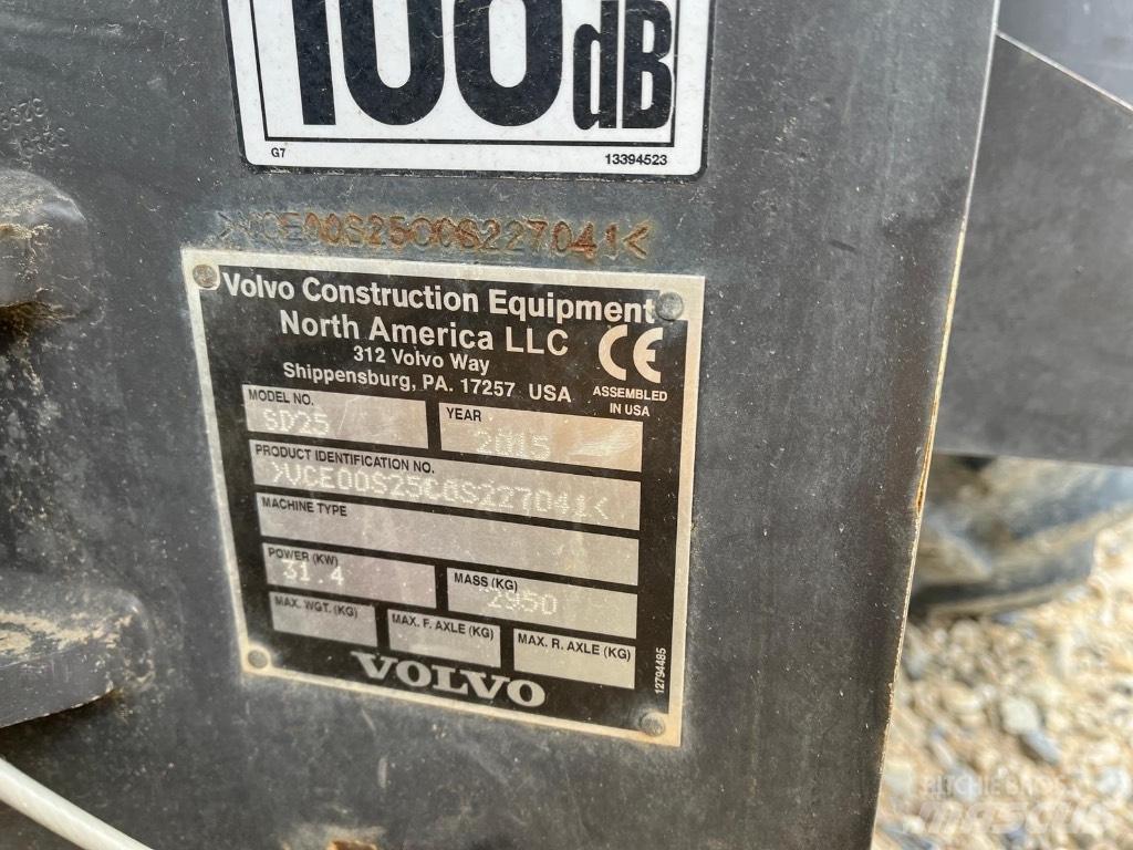 Volvo SD 25 Tvilling tromle
