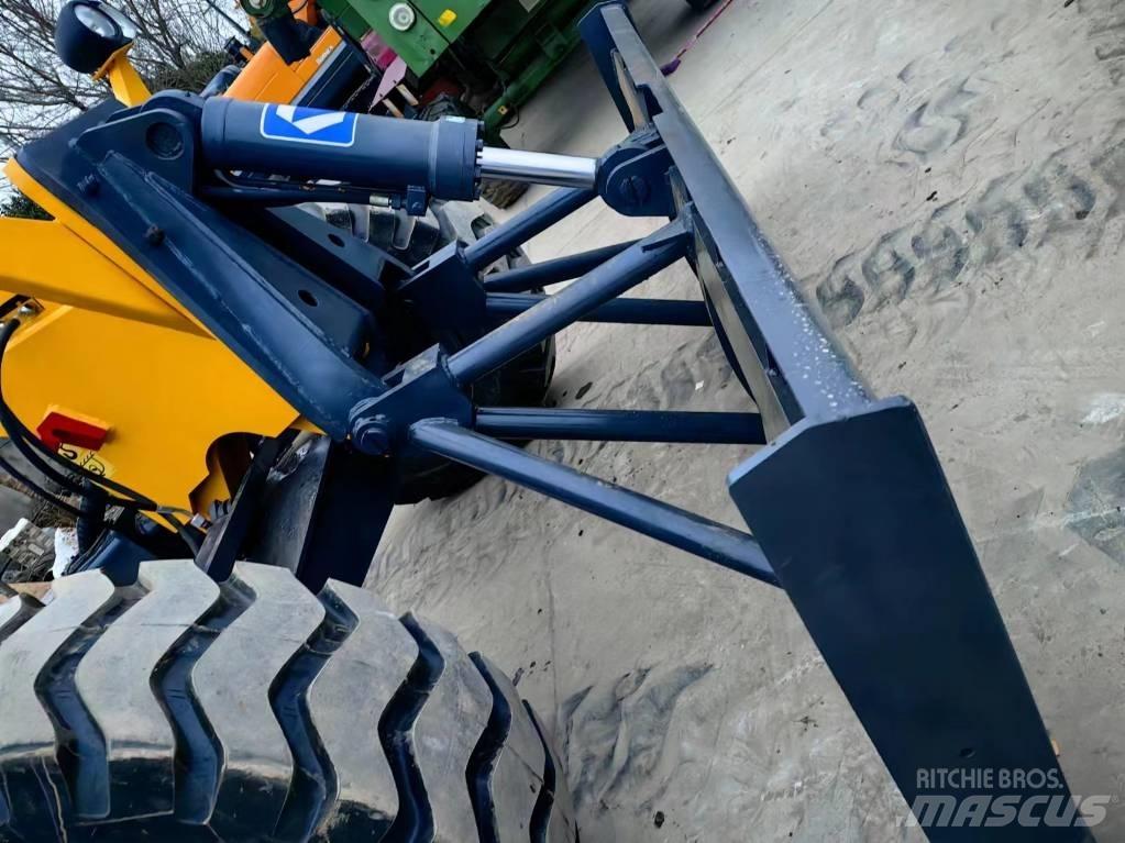 XCMG GR 2153 Vejhøvle / Gradere