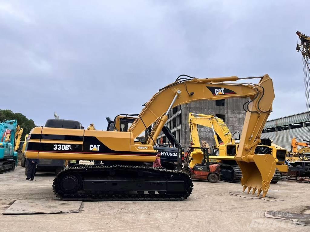 CAT 330 B Gravemaskiner på larvebånd