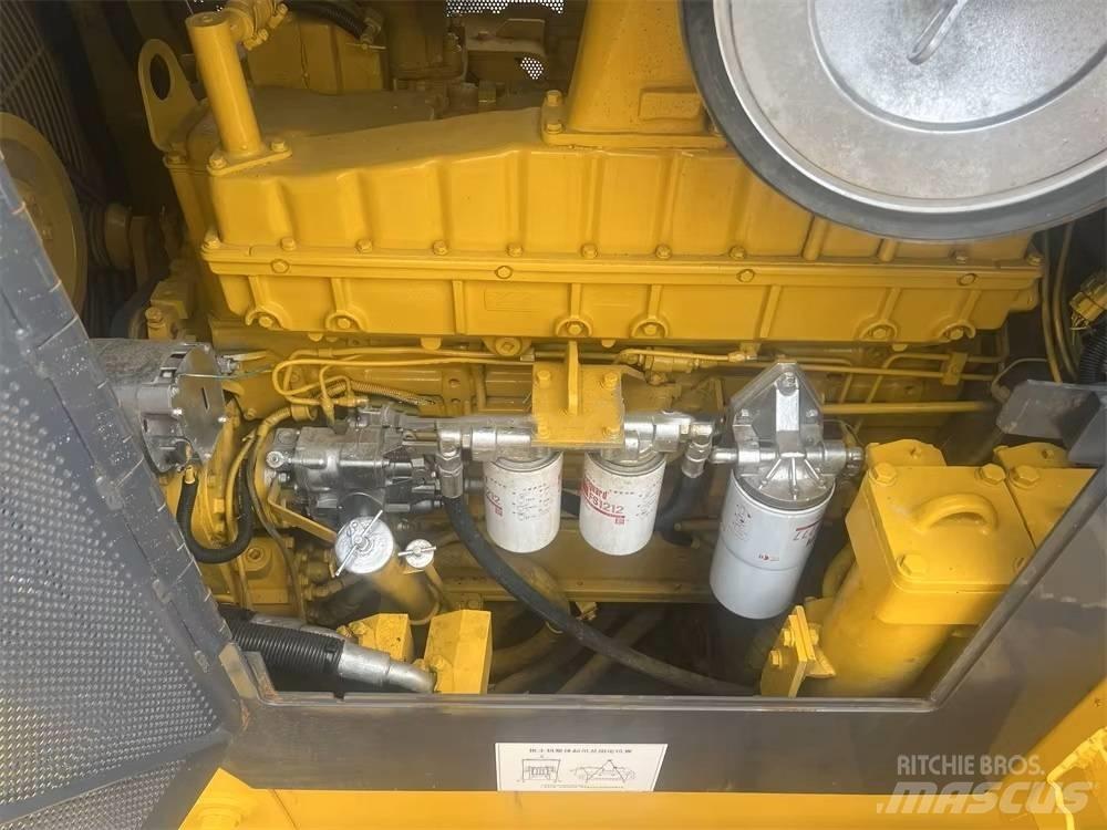 Shantui SD 32 Bulldozer på larvebånd