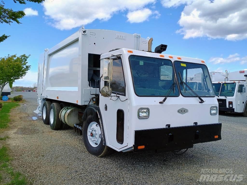  Crane Carrier LE Renovationslastbiler