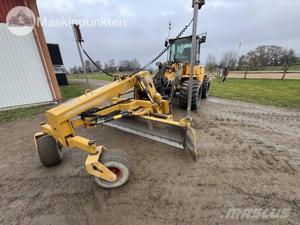 AP Twister lll 2600 Vejhøvle / Gradere