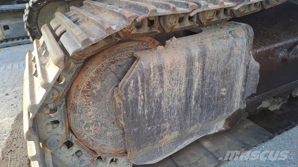 CASE CX 300 E Gravemaskiner på larvebånd