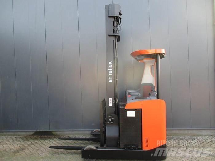 BT RRE 160 Reachtruck