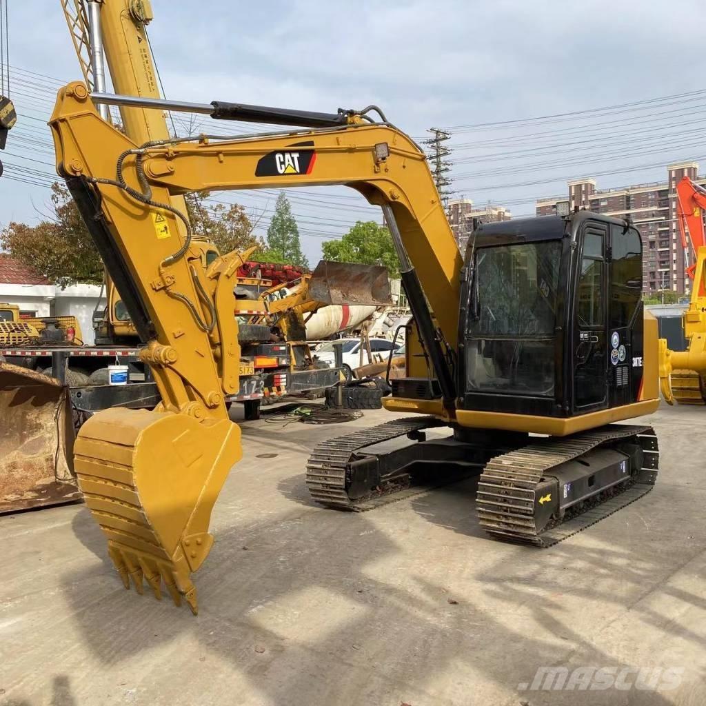 CAT 307 Midi-gravemaskiner 7t - 12t