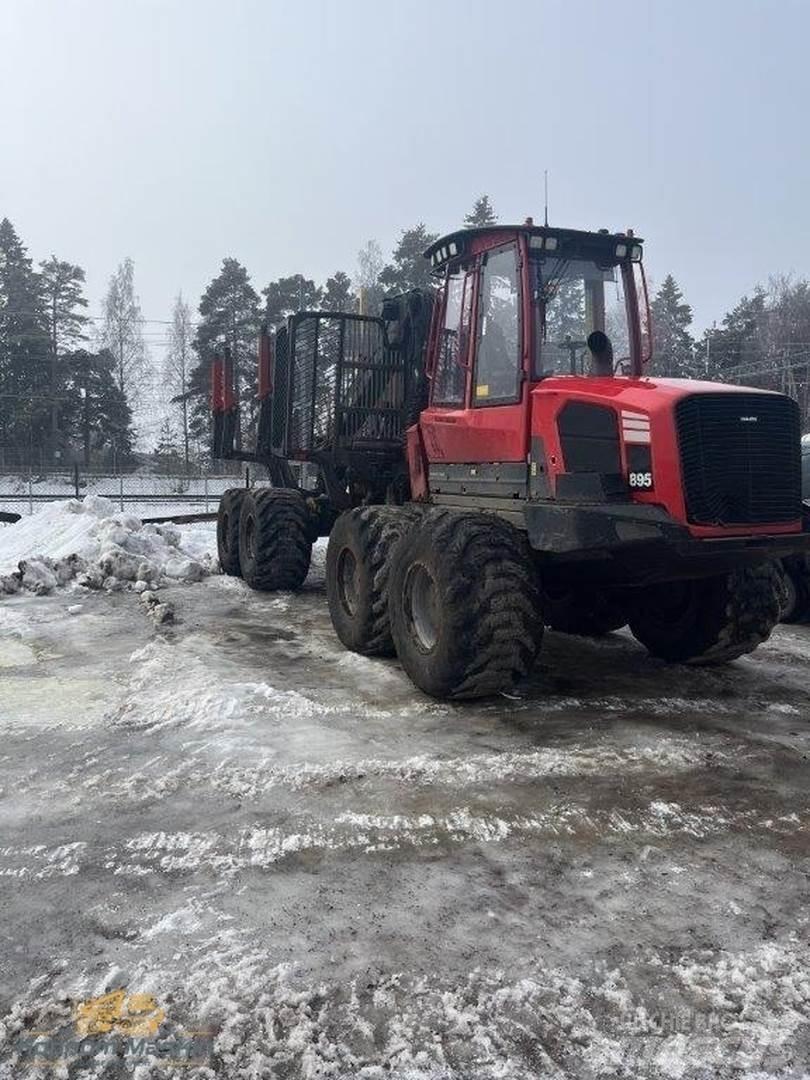 Komatsu 895 Udkørselsmaskiner