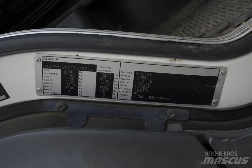 Scania P 380 Autotransportere / Knæklad