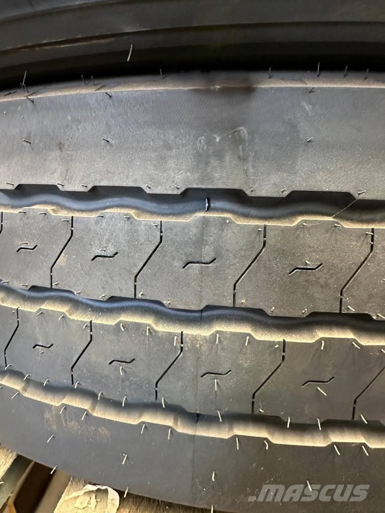 Goodyear 245/70R17 Dæk, hjul og fælge