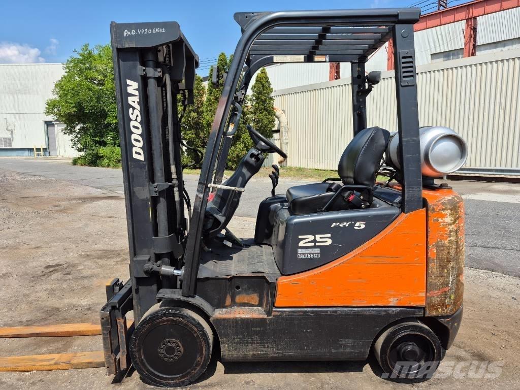 Doosan GC 25 E Gaffeltrucks - andre