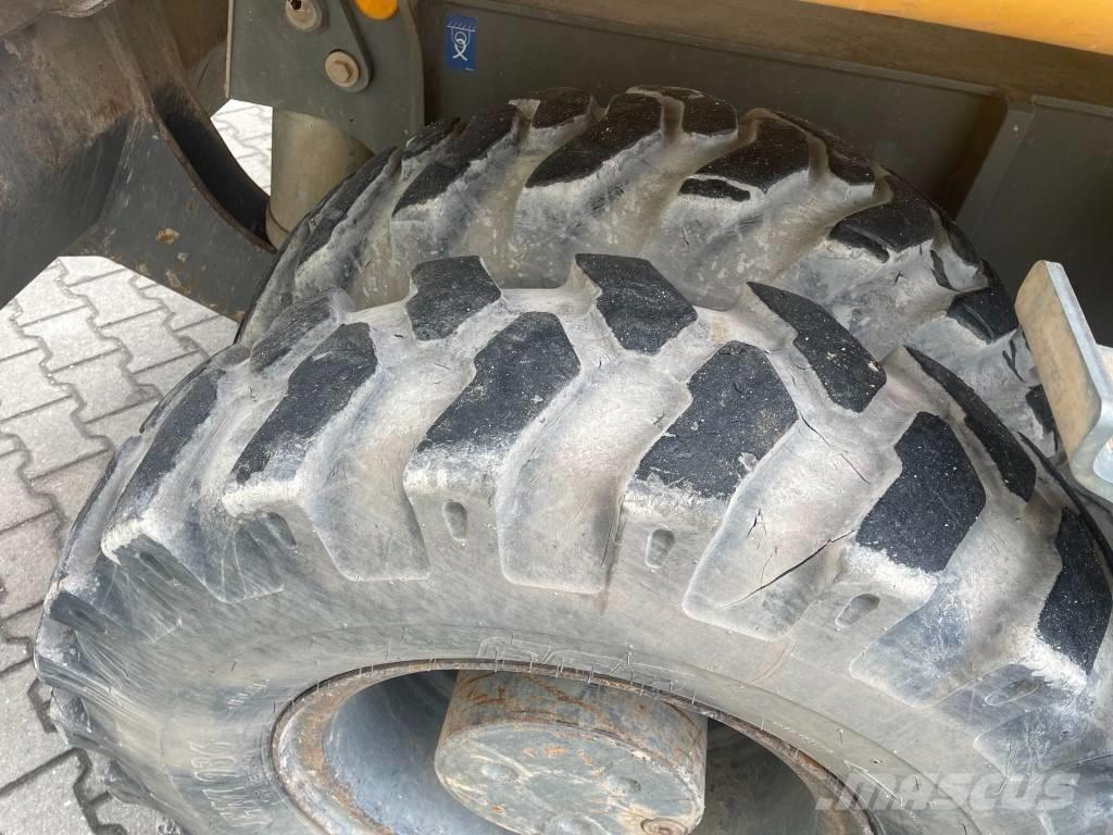 Liebherr A 918 Gravemaskiner på hjul