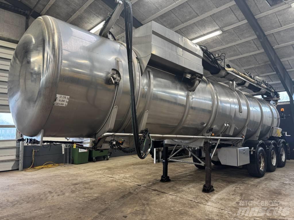  VM-Tarm Gylletrailer Semi-trailer med Tank