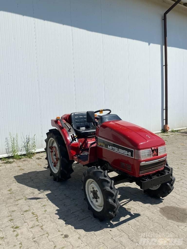 Mitsubishi MT205 Kompakte traktorer