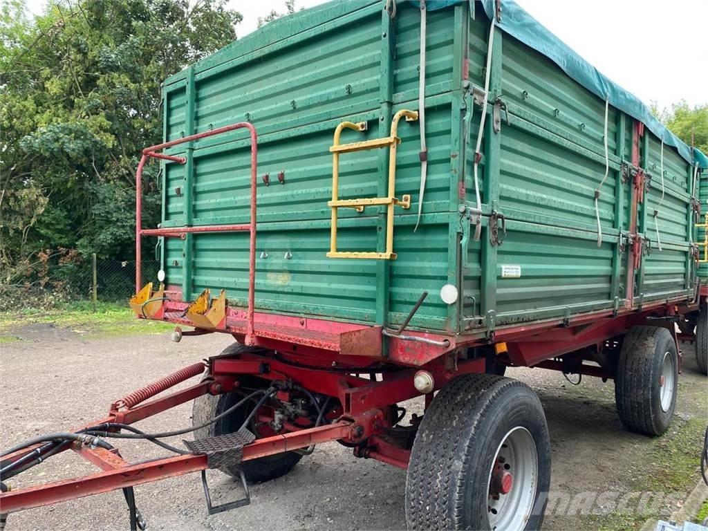 Agromet T-149 Anhænger med tip