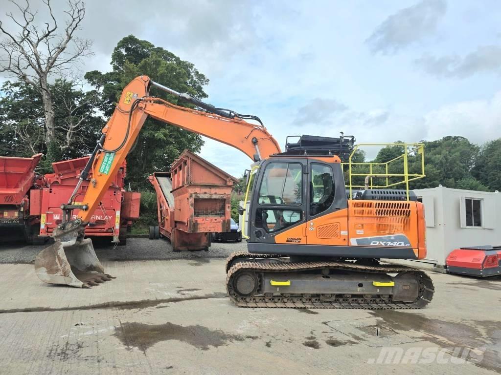 Doosan DX 140 LC Gravemaskiner på larvebånd