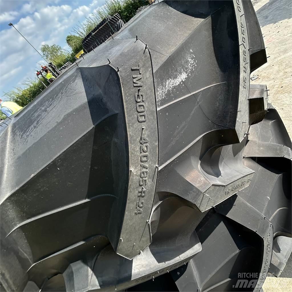  420/85R24 Hjul, Dæk og Fælge