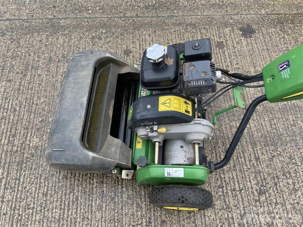 John Deere 220C Landbrug - Andet 