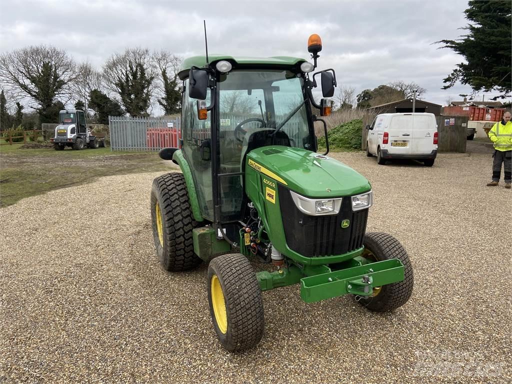 John Deere 4066R Kompakte traktorer