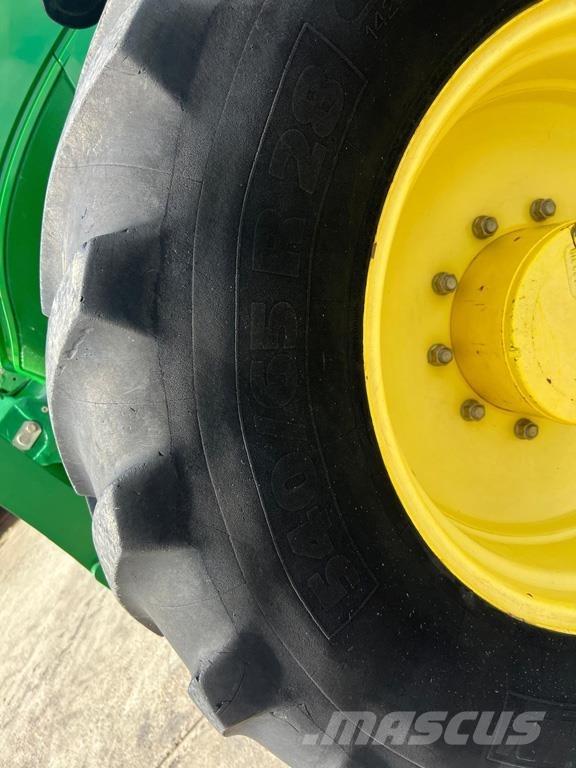 John Deere 6150R Traktorer