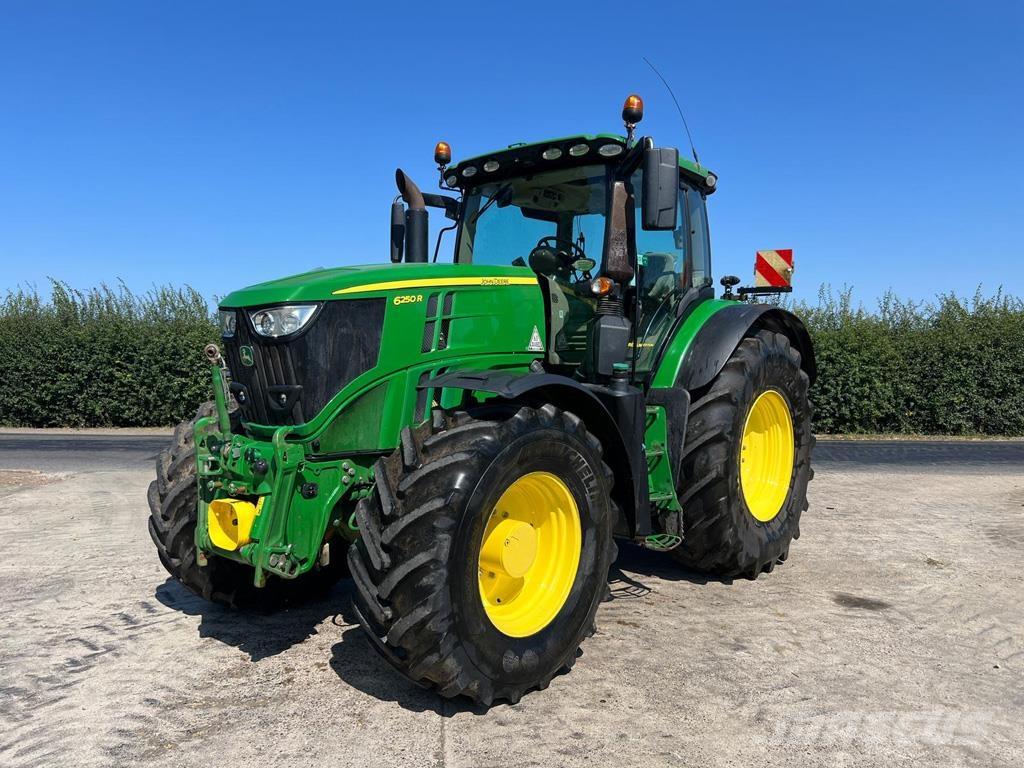 John Deere 6250R Traktorer