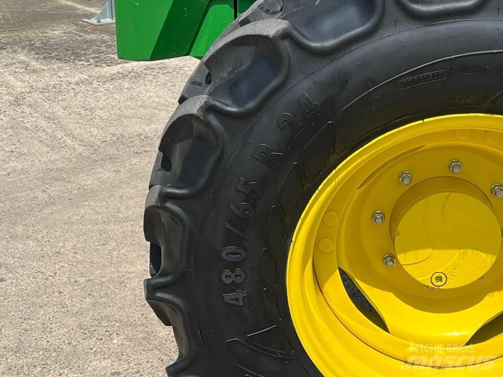 John Deere 6R120 Traktorer