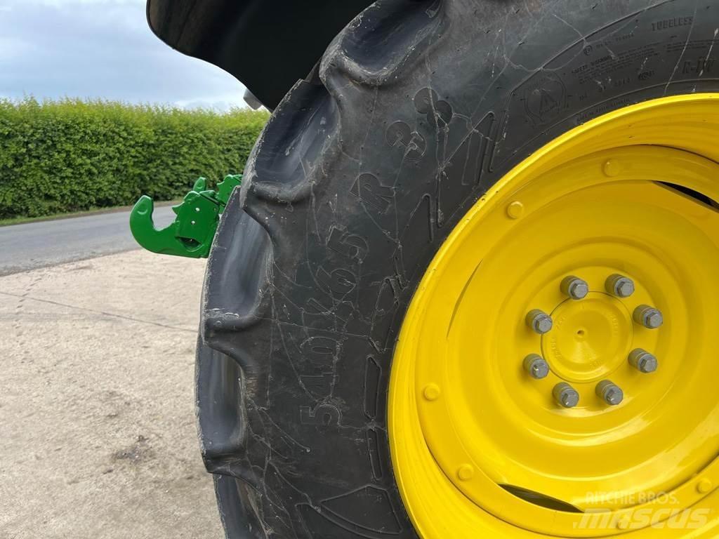 John Deere 6R120 Traktorer