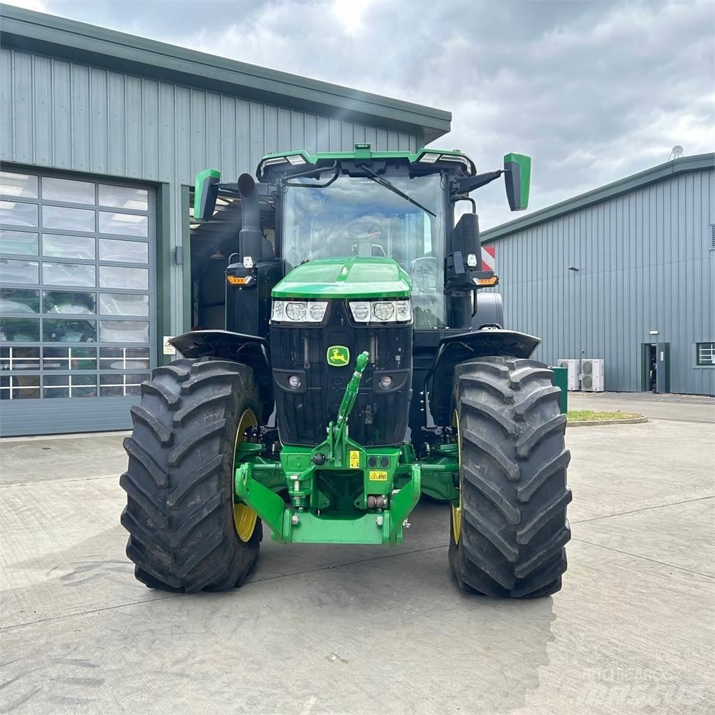 John Deere 7R330 Traktorer